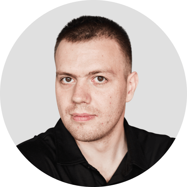 Антон Николаев